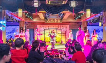 “文旅+夜游”模式,东方盐湖城开辟发展新道路